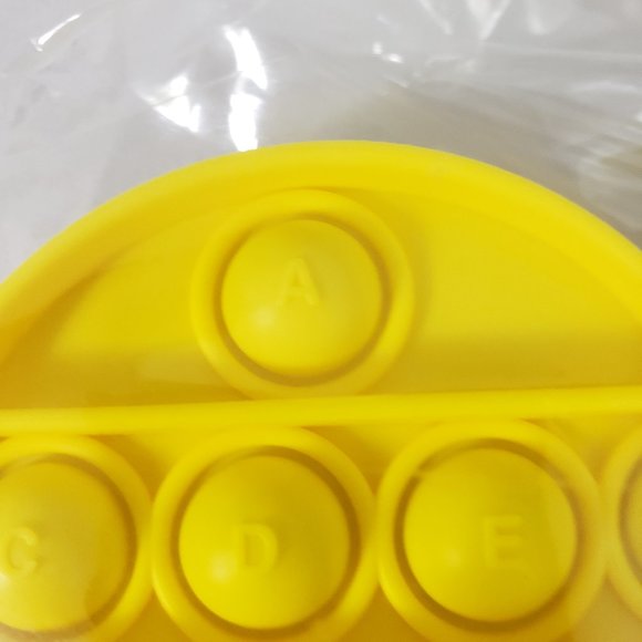 Pop it Toy Fidgit Bundle Push Bubble Sensory Stress Relief 2 + Keychain NIP - Picture 5 of 6